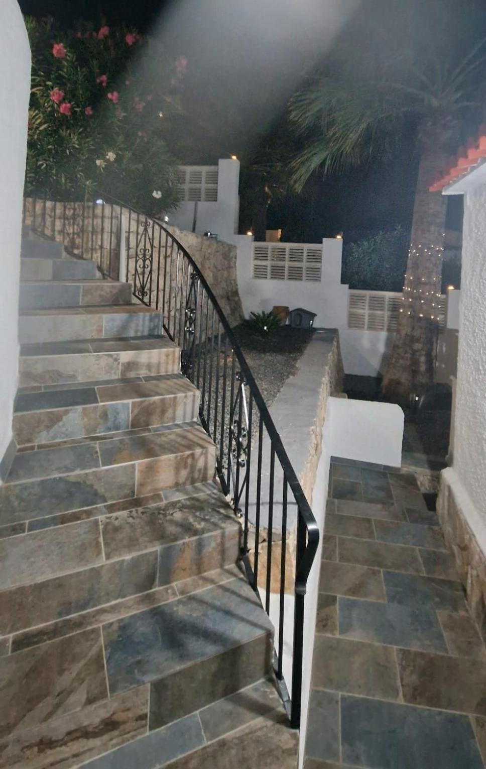 Maryvilla Zohra Calp Dış mekan fotoğraf
