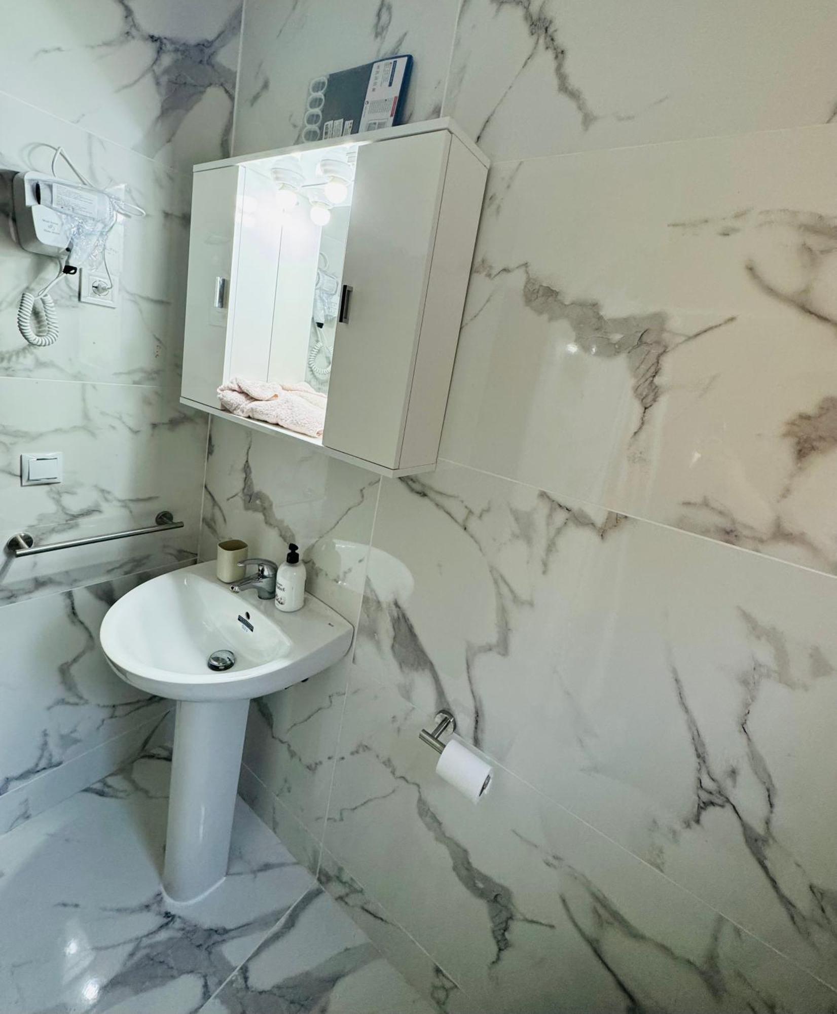 Maryvilla Zohra Calp Dış mekan fotoğraf